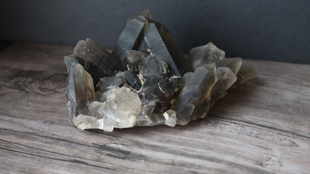 モリオン(黒水晶)